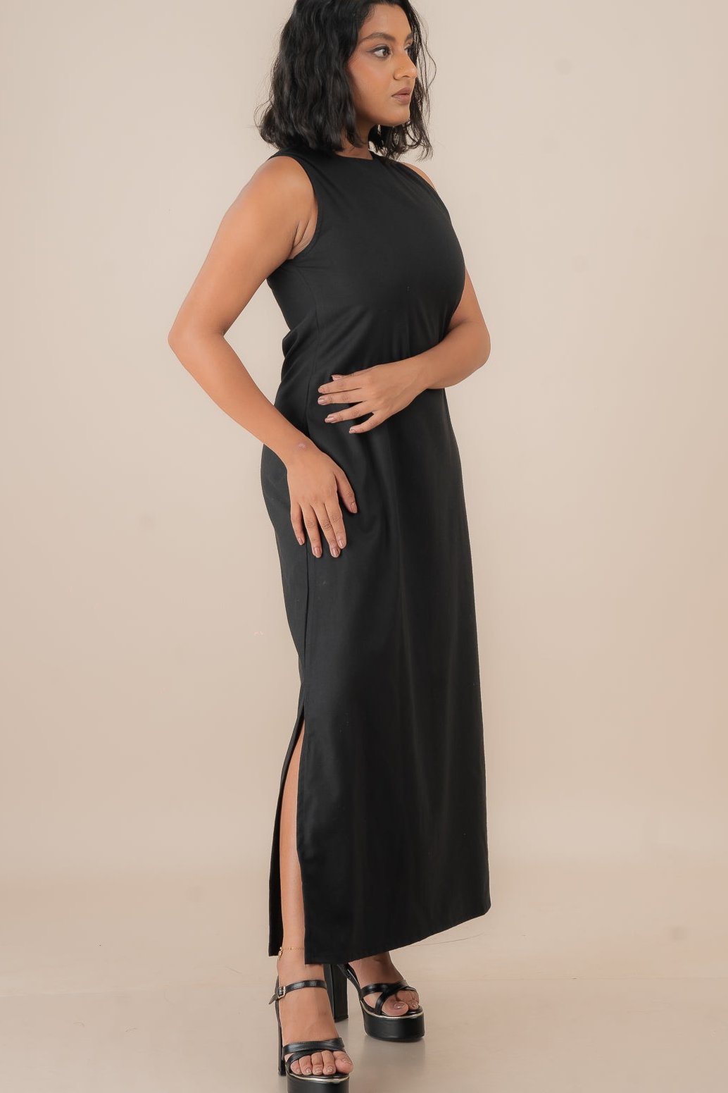 Classic Linen Sleeveless Dress