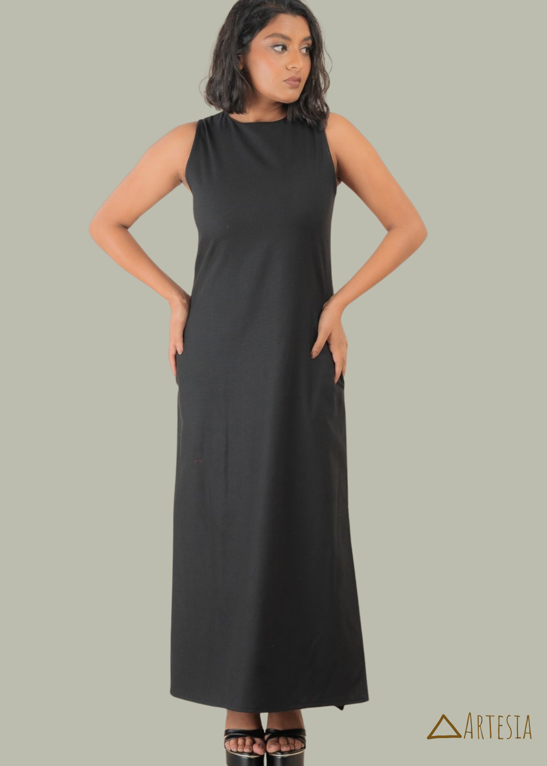 Classic Linen Sleeveless Dress